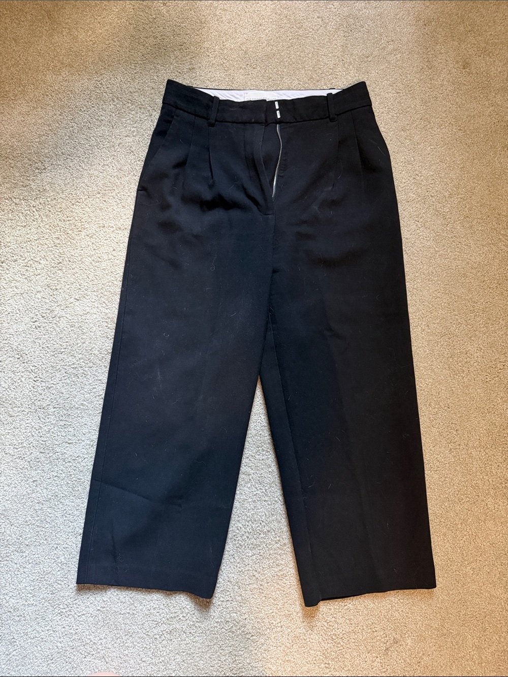 Aritzia Black Wide-Leg Cropped Trousers